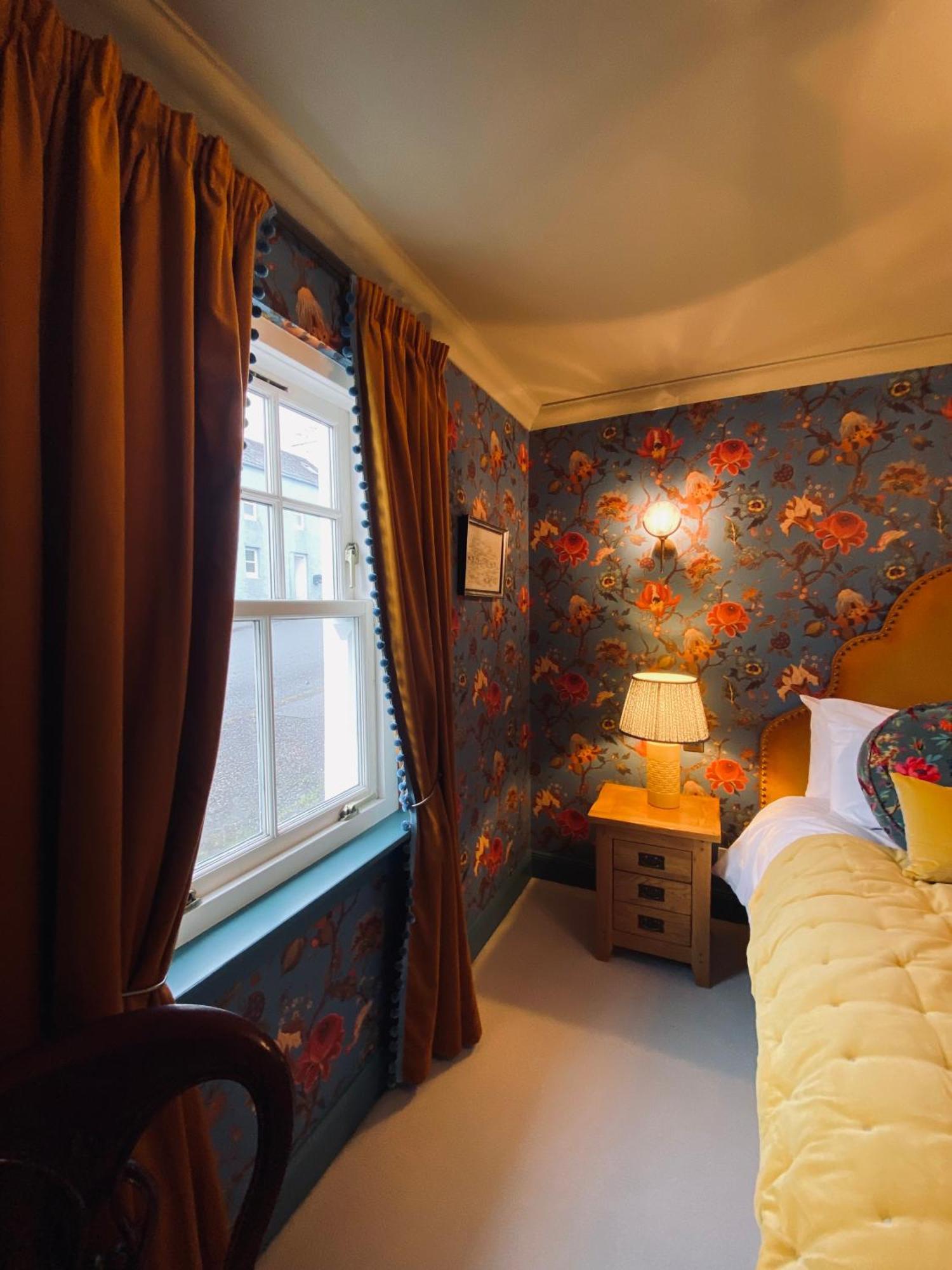 Guest house Roslyn House *